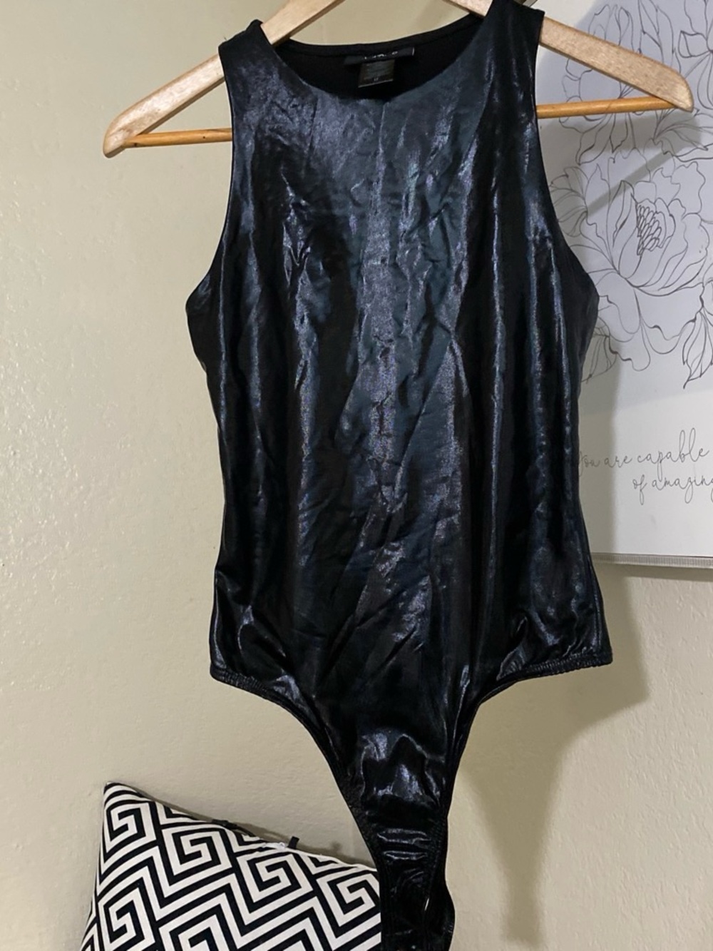 Shiny Black Sleeveless Bodysuit - Unbranded